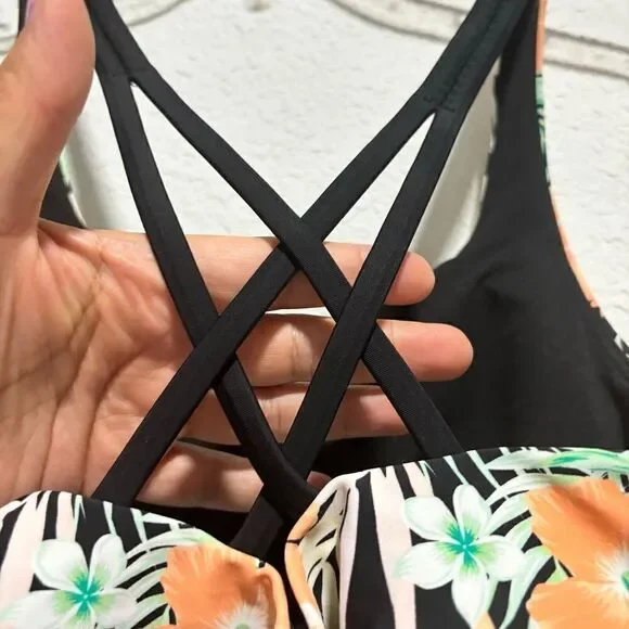 Venus Maui Tropical Sport Bikini Top Multicolor 12‎ Cross Back Straps Lined - Picture 5 of 8